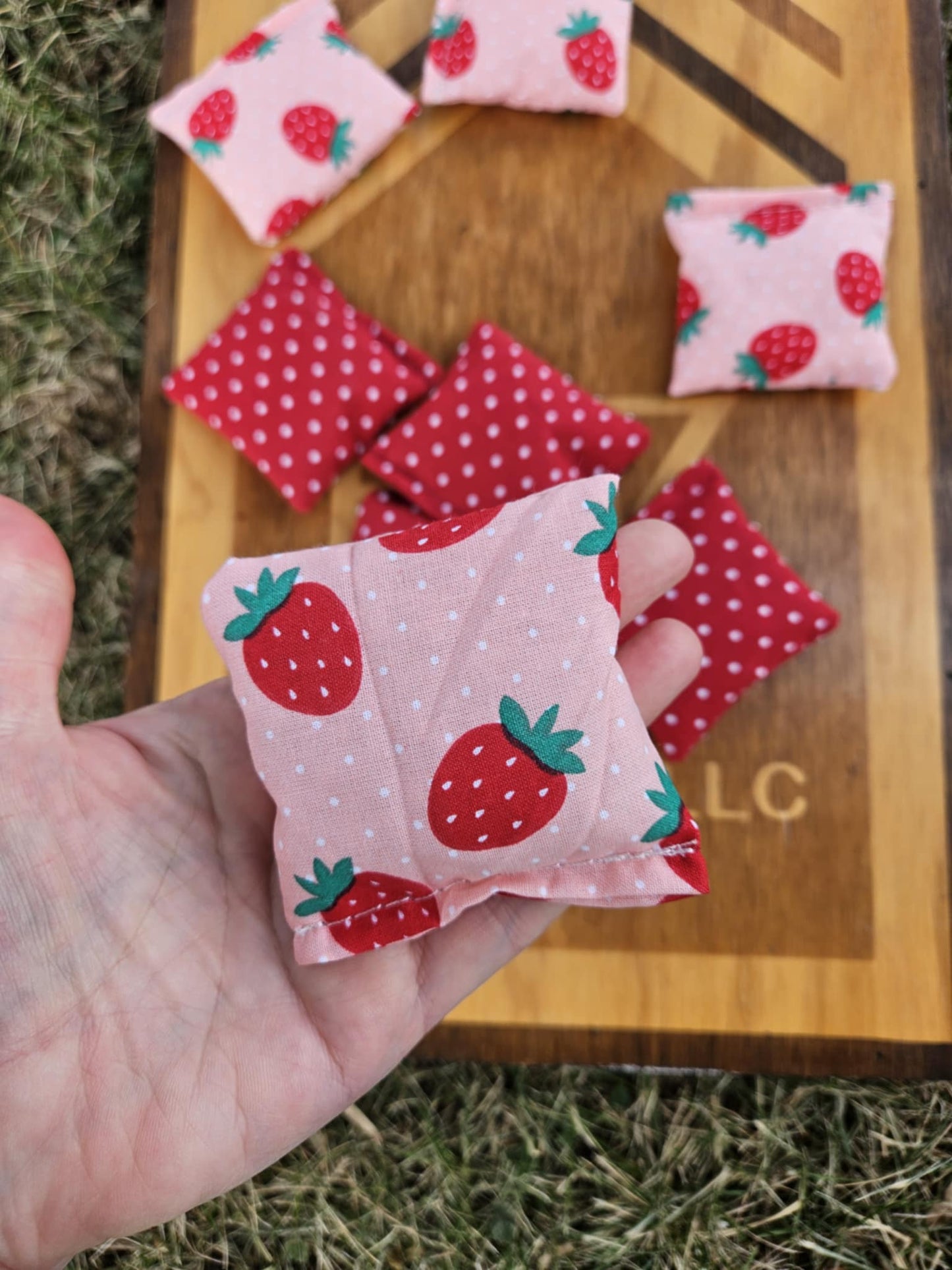 Strawberry 3" Mini toss bags