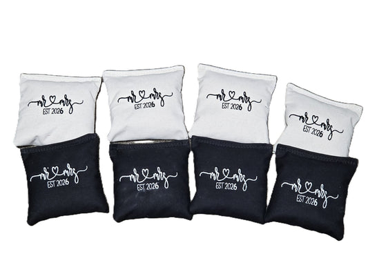 Mr and Mrs Wedding cornhole bags 2026